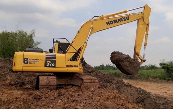 Экскаватор гусеничный Komatsu с ковшом 1 м3 - Новочебоксарск, заказать или взять в аренду