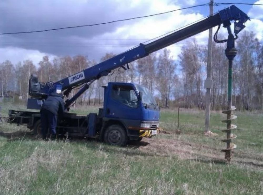 Буроям Mitsubishi Canter с буровой установкой взять в аренду, заказать, цены, услуги - Чебоксары