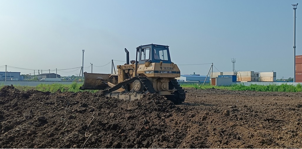 Услуги по рытью котлованов в Новочебоксарске Бульдозер и экскватор роют и копают котлованы в Новочебоксарске